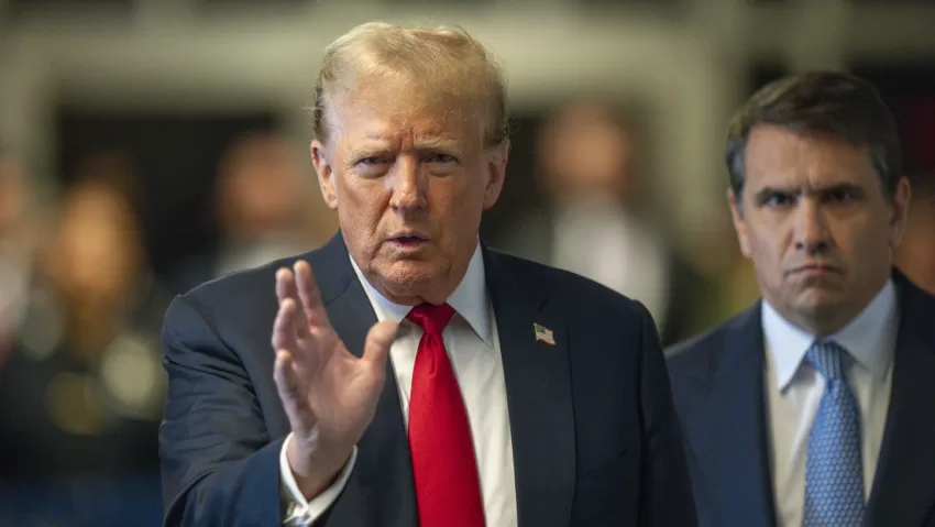 Trump dice que "habría bombardeado Moscú y Pekín"