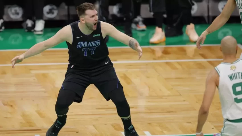 Doncic, demasiado solo en su debut en una final de la NBA