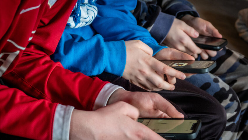 EE.UU. abre una investigación contra tres grandes empresas chinas de telecomunicaciones