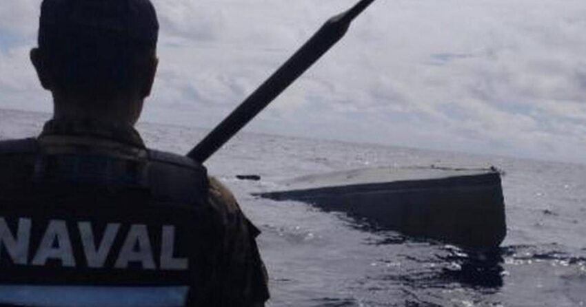 El Salvador incauta semisumergible con cocaína valorada en 50 millones de dólares