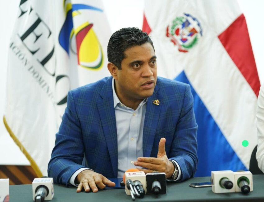 Presidente Fedomu llama a detener aumentos salariales «alegres» de autoridades municipales