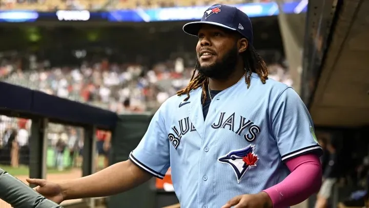 Vladimir Guerrero Jr., entra en el radar de los Cachorros para fines de cambio | Grandes en los Deportes