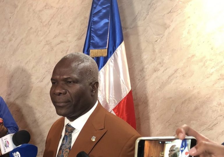 Diputado Luis Gómez pide a partidos opositores dejar el miedo con la reforma Constitucional, que el presidente Abinader no se va a volver a reelegir