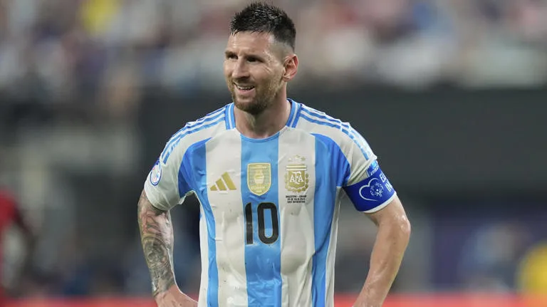 Messi le lanzó una crítica a la Copa América en medio de su celebración por una nueva final