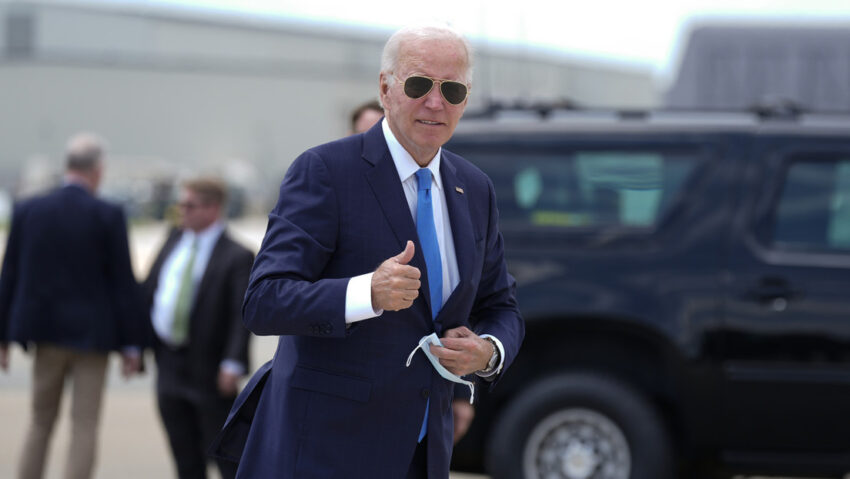 Biden aparece en público por primera vez tras retirarse de la carrera presidencial