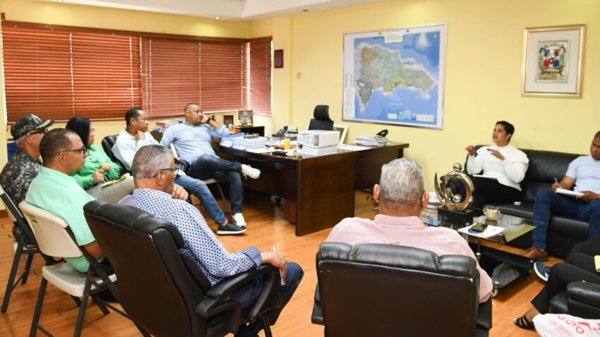 Comedores Económicos del Estado activan Comité de Emergencia y se declaran en sesión permanente ante el posible impacto del huracán Beryl