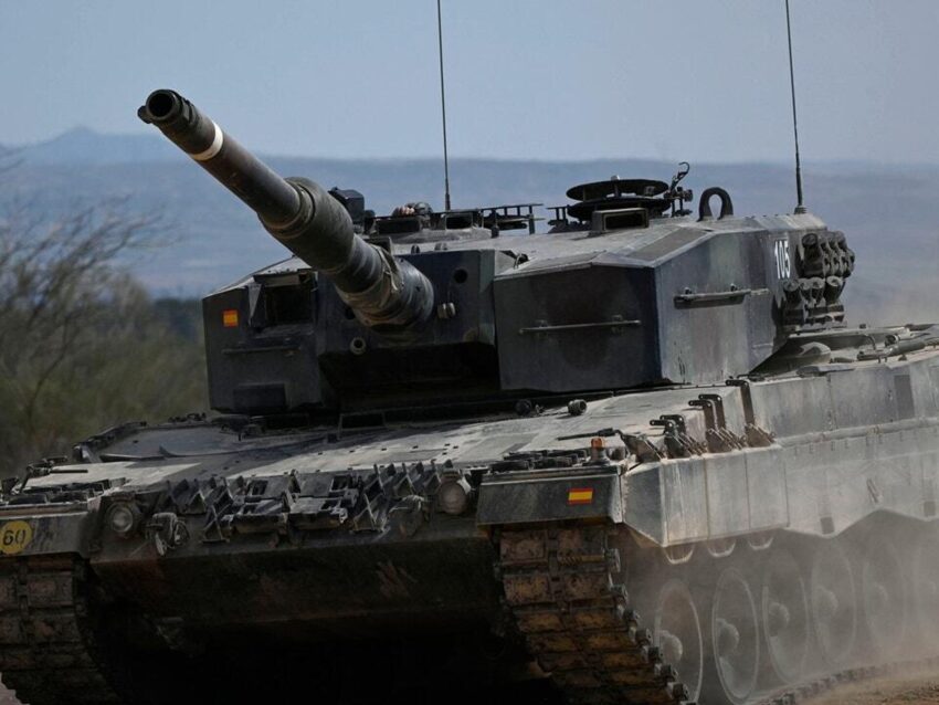 España envía otros 10 tanques Leopard a Ucrania
