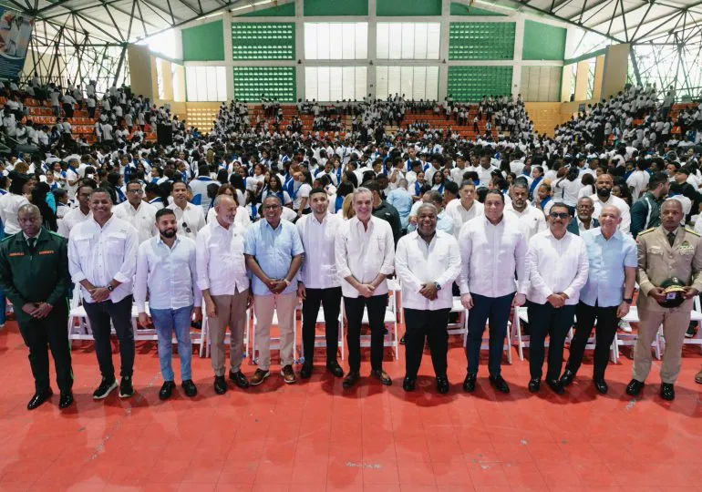 Gobierno gradúa a 4,596 nuevos profesionales técnicos a través del programa “Oportunidad 14-24”