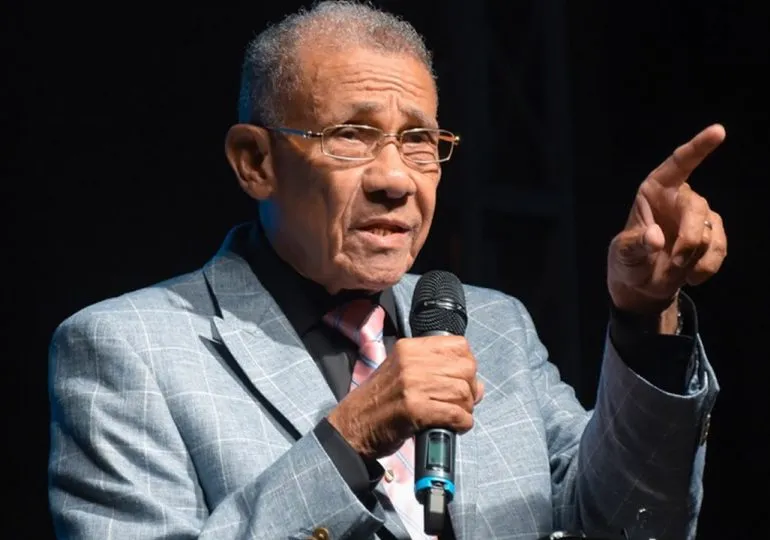 Pastor Ezequiel Molina denuncia "Cristofobia" en los Juegos Olímpicos de París