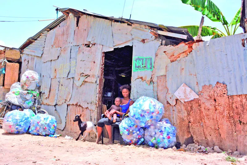 Personas que se “quedan atrás” en desarrollo sostenible