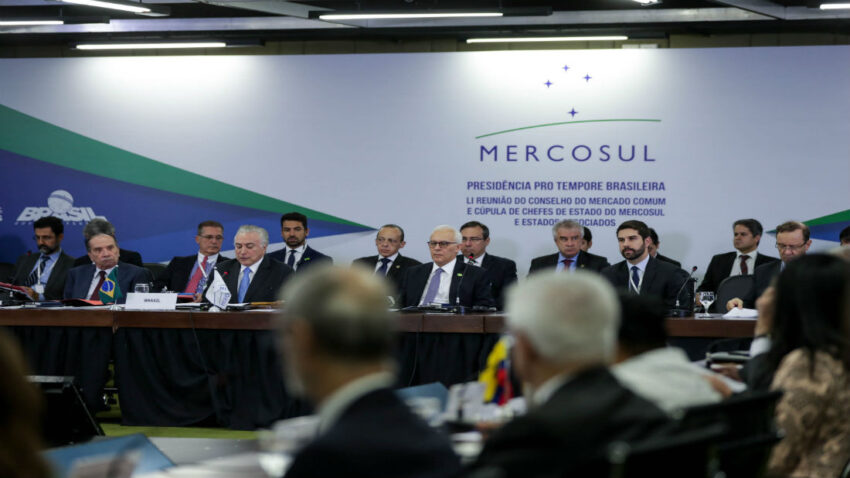 Panamá expresa su interés en participar en el Mercosur