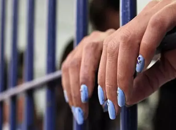 Policía Cibernética arresta mujer por estafa de casi RD$400,000 pesos