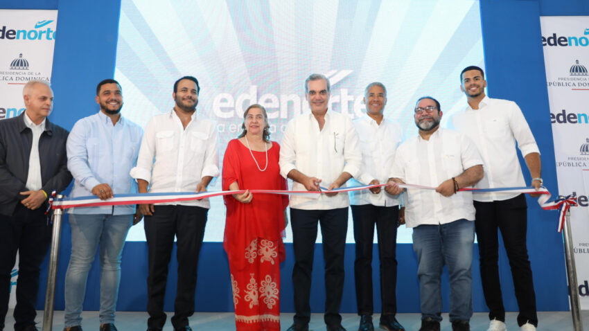 Presidente Abinader inaugura obras eléctricas en Jarabacoa, que beneficiarán a más de 55,000 familias