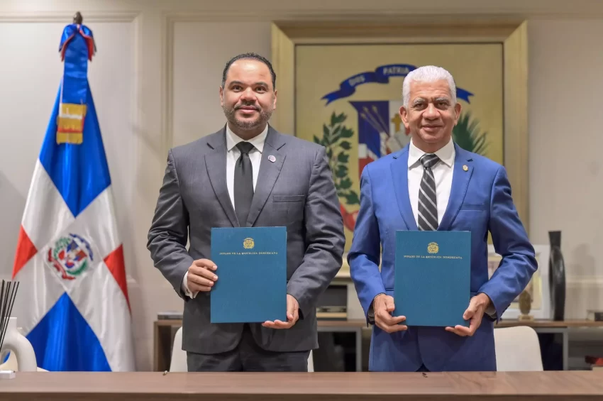 Senado y Defensor del Pueblo firman acuerdo para robustecer la democracia 