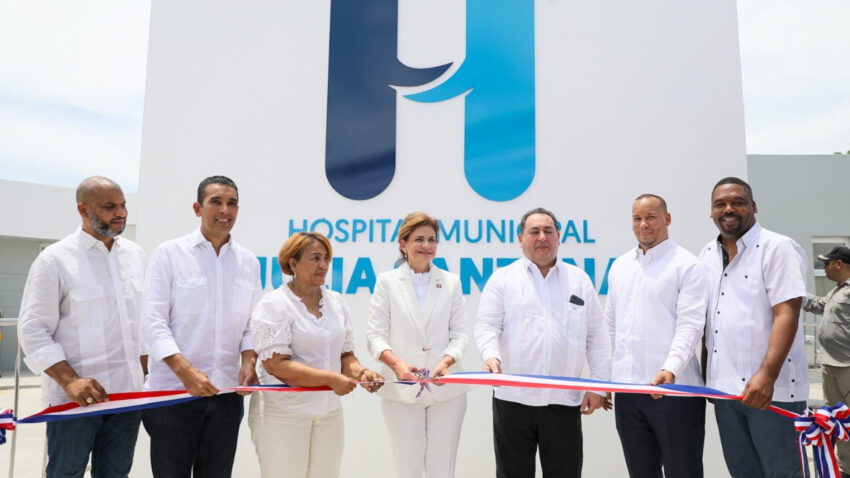 Vicepresidenta entrega obras para continuar impulsando desarrollo del Sur