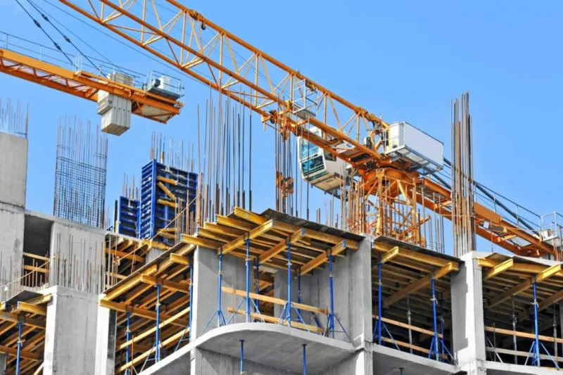 Sector construcción: costo directo para levantar viviendas sube 4% e importaciones disminuyen 16.7%