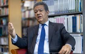 Leonel Fernández critica propuesta de reforma constitucional sobre el Ministerio Público