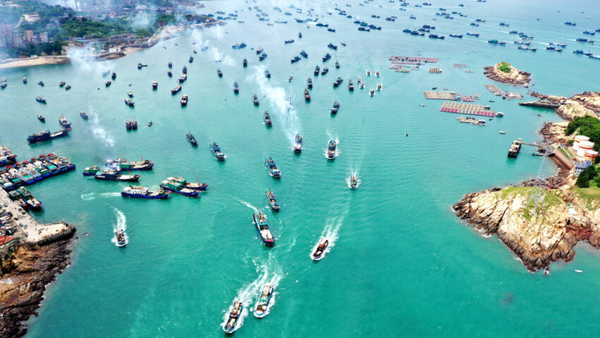 SCMP: Pekín refuerza patrullas cerca de Taiwán para asegurar su influencia en la zona