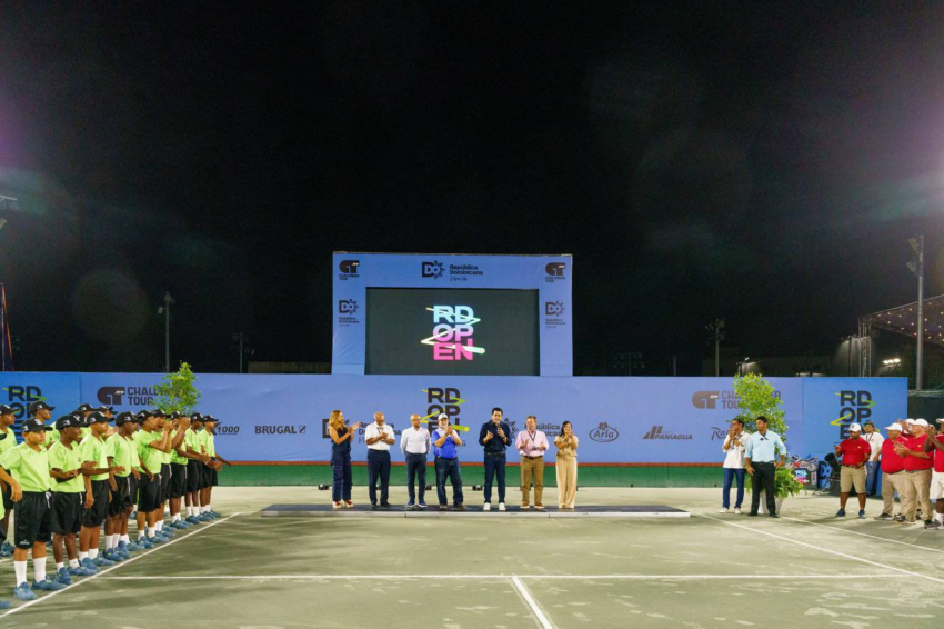 Ministro de Turismo David Collado pondera torneo ATP Challenger125