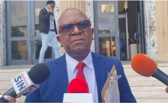 Jurista Cándido Simón insiste Leonel podría ser inhabilitado con reforma constitucional de Abinader