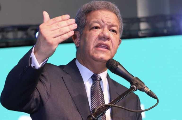 Leonel Fernández expondrá su perspectiva sobre el discurso de Abinader este lunes