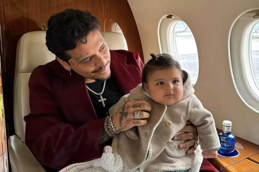 Christian Nodal habría viajado a Argentina para ver a su hija Inti