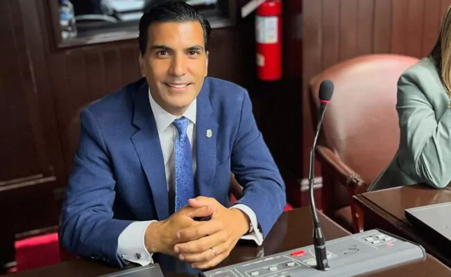 Diputado Rojas estrena legislatura sometiendo proyecto para creación Ministerio de la Familia