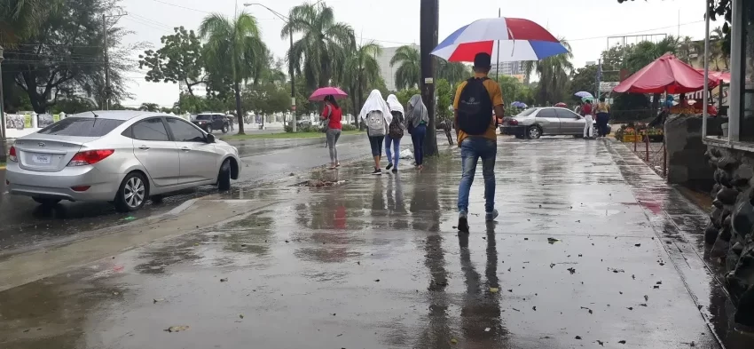 INDOMET pronostica aguaceros moderados a fuertes y temperaturas calurosas