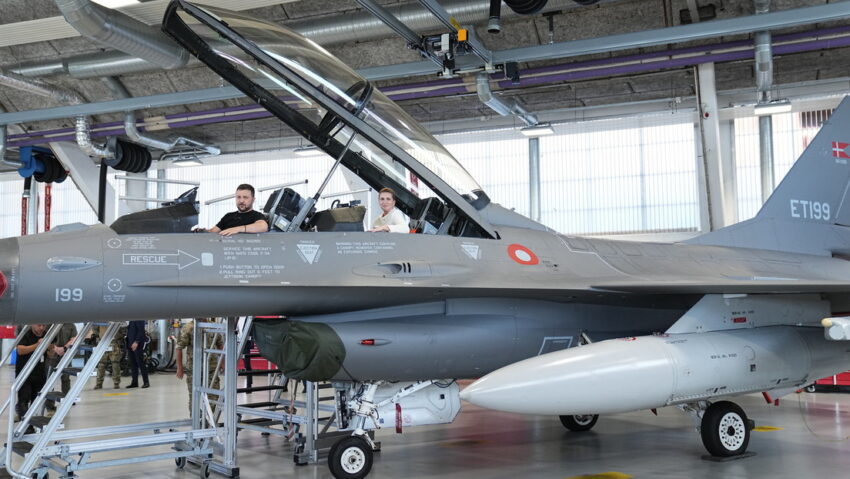 Occidente cuestiona las prisas de Kiev por desplegar los F-16 tras el accidente mortal