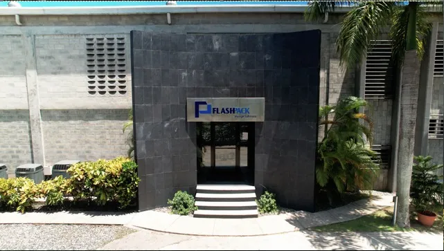 Certifican a Flashpack Dominicana