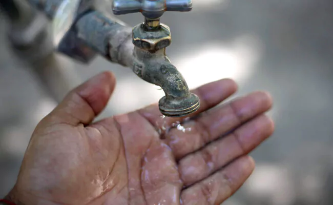 Solo el 28% de los residentes en el Gran Santo Domingo paga por el servicio de agua, según la Caasd