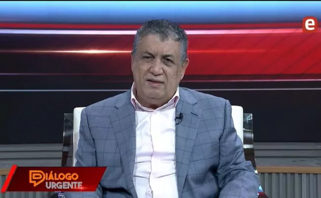 Gustavo Sánchez advierte Abinader no puede prohibir a futuros legisladores su derecho a modificar la Constitución