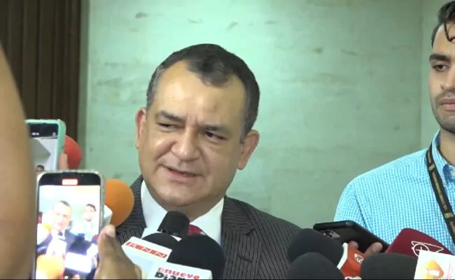 JCE pide plazo para estudiar reforma constitucional propuesta por Abinader