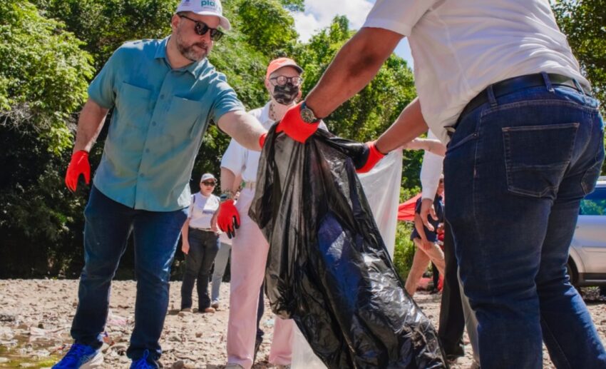 Preocupa a Ministro Medio Ambiente mal manejo de los residuos sólidos
