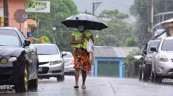 Vaguada provocará lluvias en la región oriental de República Dominicana este sábado, pronostica el Indomet