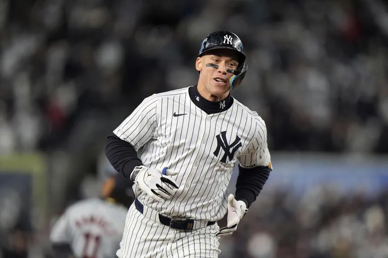 Judge aparece en escena y los Yankees se ponen arriba 2-0 ante Cleveland