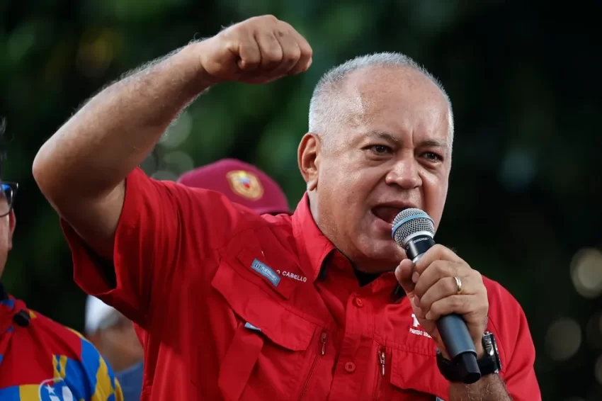 Diosdado Cabello dijo que al régimen no le “importa lo que diga” el Centro Carter