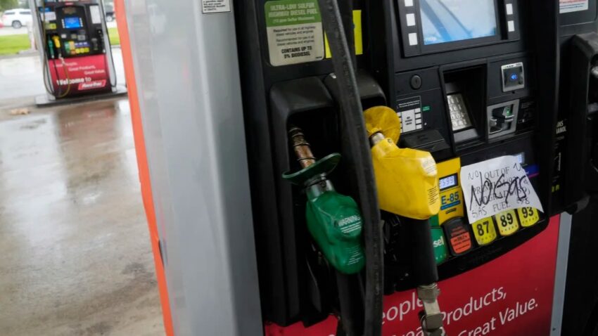 Gasolineras se enfrentan a escasez de combustible en Florida ante el huracán Milton