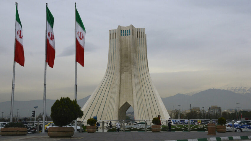 Irán ordena a sus Fuerzas Armadas prepararse para la guerra