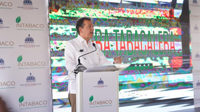 Ministro Víctor Bisonó destacó que el tabaco dominicano ha tenido un gran crecimiento y se ha diversificado