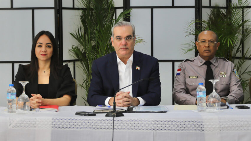 Presidente Abinader encabeza reunión de seguimiento al Plan de Seguridad Ciudadana