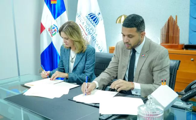 Ministerio de la Juventud y UNFPA firman acuerdo para fortalecer las políticas públicas juveniles