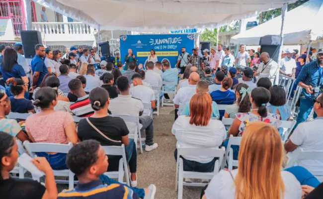 “Juventud con B de Barrio” llega hasta Bella Vista de Haina