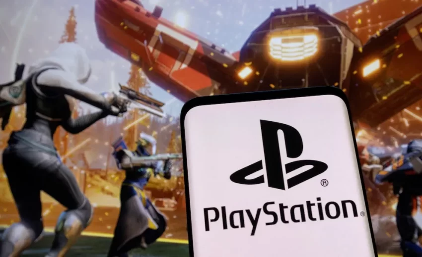 Juegos gratis en PS Plus para diciembre. trae un videojuego en español