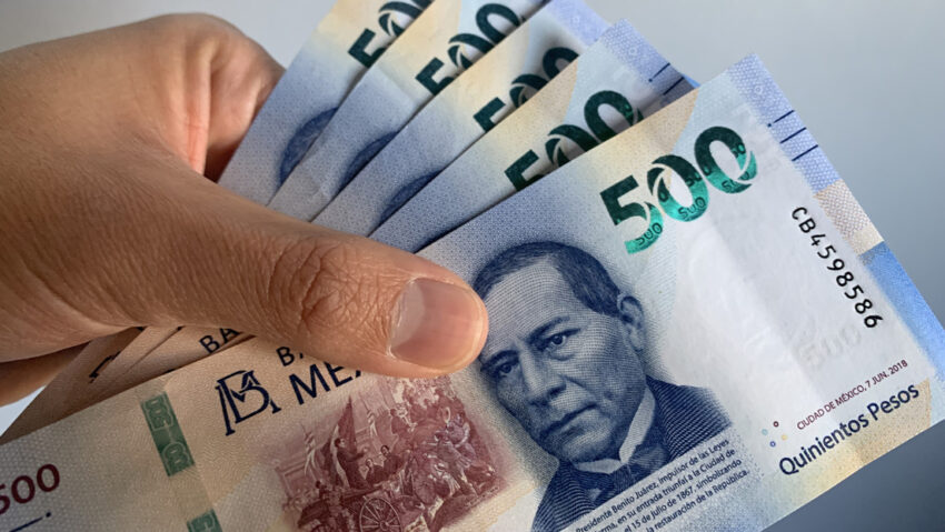 El peso mexicano cae tras la victoria de Trump