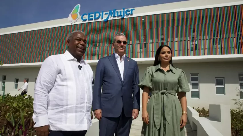 Gobierno inaugura centro para mujeres Santo Domingo Norte