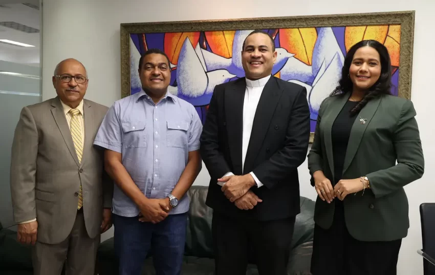 La Universidad Católica planea expandir su presencia en el país