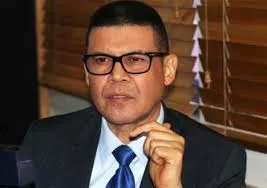 La política chatarra y la destrucción ambiental