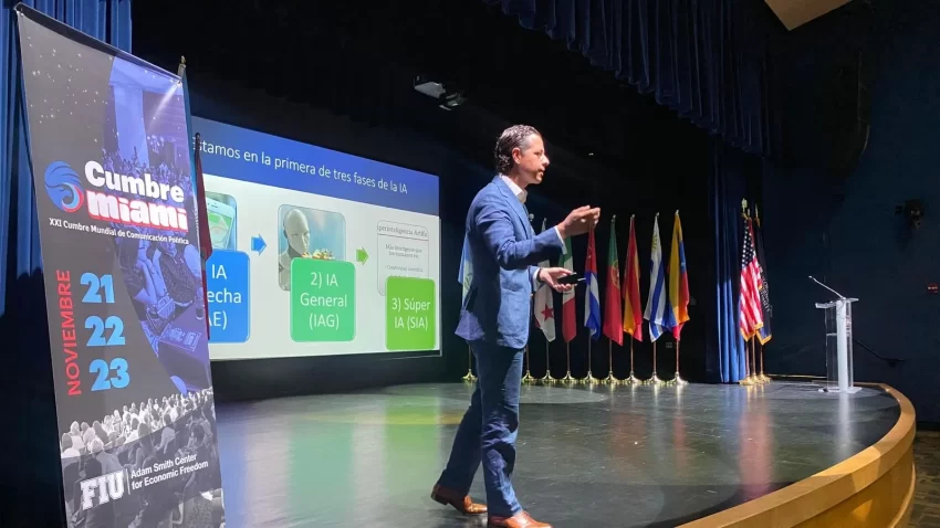 Dice Inteligencia Artificial destruirá 4 de cada 10 empleos; podría afectar gobernabilidad