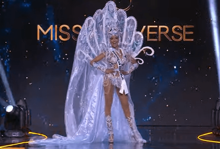 Celinee Santos brilla en la preliminar del Miss Universo